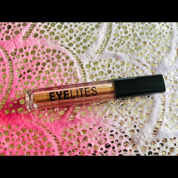 EyeLites Model Co St Barts Metallic Eyeshadow - Picture 4 of 7